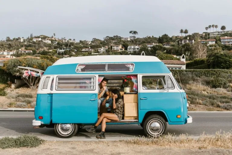 Cucinare in camper: accessori utili e idee pratiche Cucinare in camper: accessori utili e idee pratiche